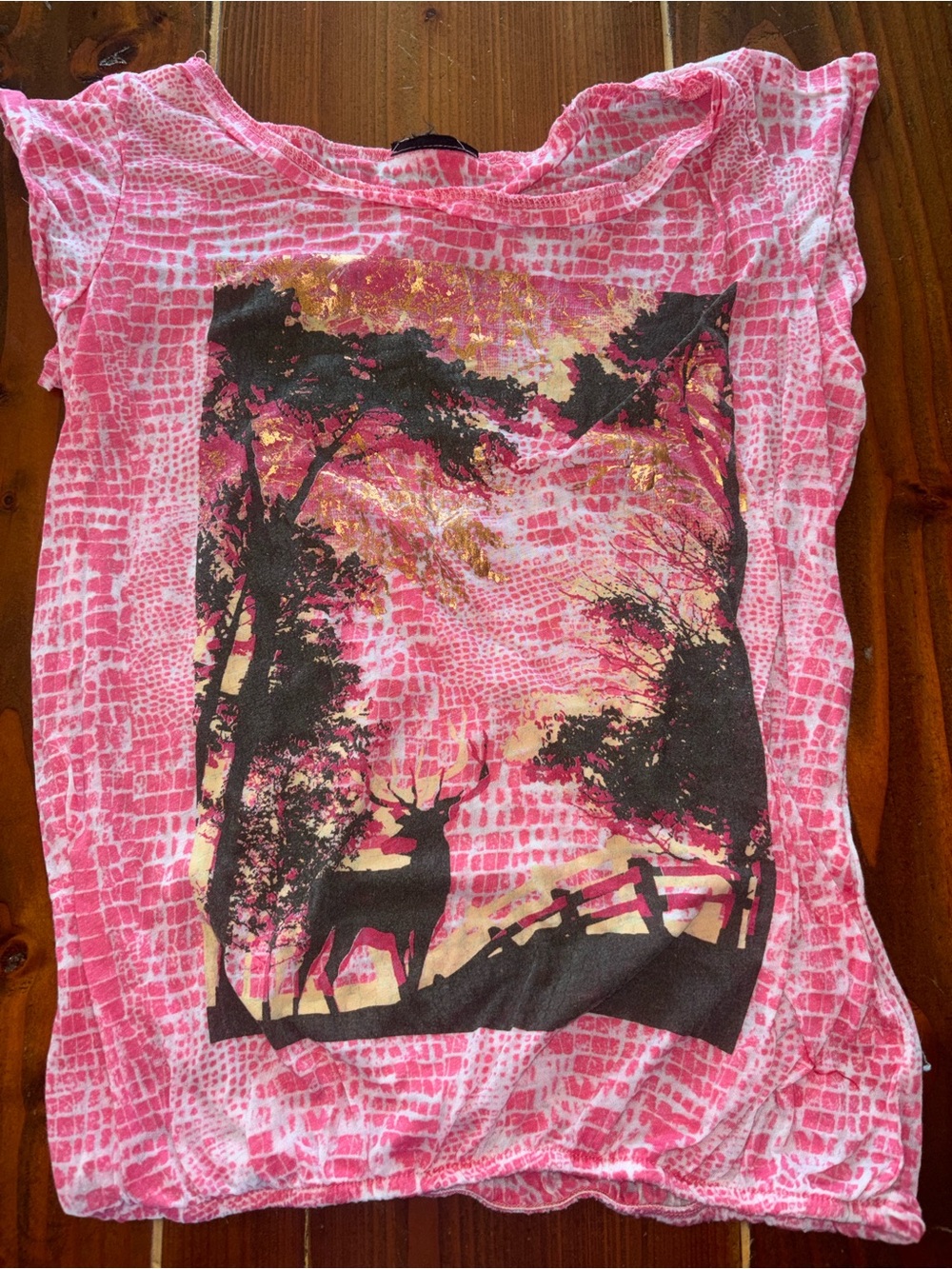Alternative Pink Animal Print Graphic Short Sleeve Tee with Deer Silhouette